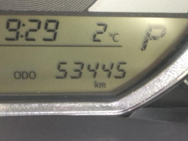 カローラフィールダー １．５Ｇ　４ＷＤ　ＥＴＣ　キーレスエントリー　電動格納ミラー　ＣＶＴ　衝突安全ボディ　ＡＢＳ　ＥＳＣ　ＣＤ　エアコン　パワーステアリング　パワーウィンドウ（13枚目）