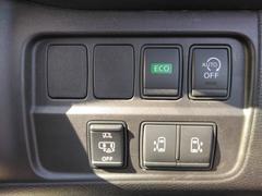 両側電動スライドドア装備！運転席よりボタン一つで開閉可能でございます。 7