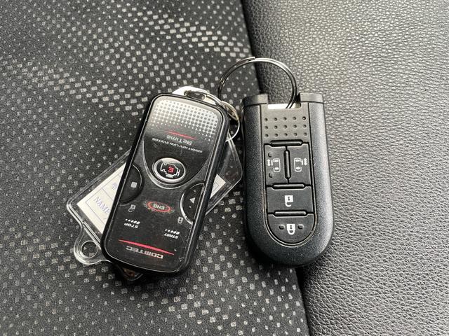タント カスタムＲＳ　トップエディションＳＡＩＩ　４ＷＤ　ターボ　ナビ　ＴＶ　Ｂカメラ　両側Ｐドア　ダウンサス　エンジンスターター　夏冬タイヤ（14枚目）