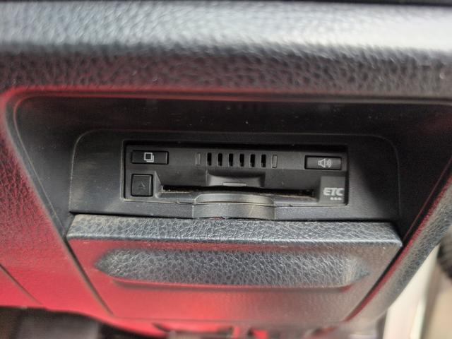 ノア Ｓｉ　ダブルバイビー　４ＷＤ　ＥＴＣ　バックカメラ　ナビ　ＴＶ　オートクルーズコントロール　レーンアシスト　衝突被害軽減システム　両側電動スライドドア　オートマチックハイビーム　ＬＥＤヘッドランプ　スマートキー（2枚目）