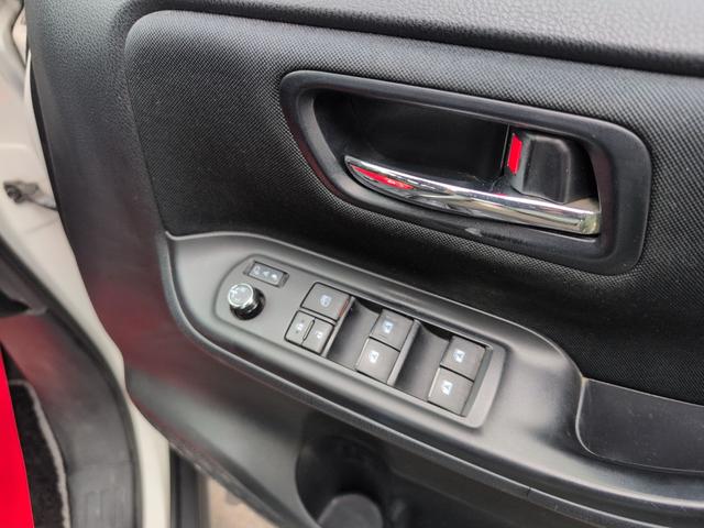 ノア Ｓｉ　ダブルバイビー　４ＷＤ　ＥＴＣ　バックカメラ　ナビ　ＴＶ　オートクルーズコントロール　レーンアシスト　衝突被害軽減システム　両側電動スライドドア　オートマチックハイビーム　ＬＥＤヘッドランプ　スマートキー（10枚目）