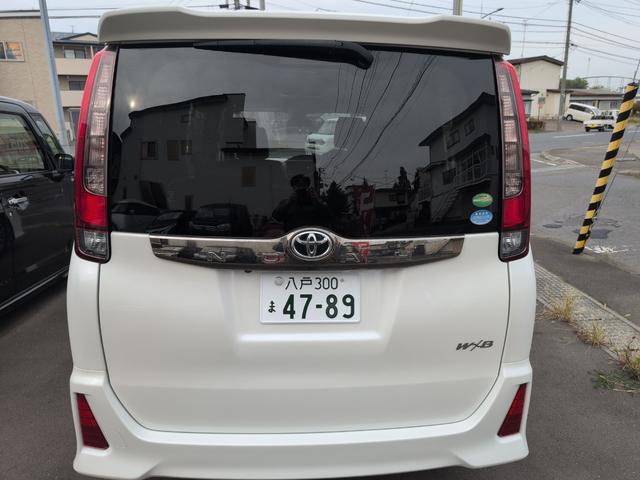 ノア Ｓｉ　ダブルバイビー　４ＷＤ　ＥＴＣ　バックカメラ　ナビ　ＴＶ　オートクルーズコントロール　レーンアシスト　衝突被害軽減システム　両側電動スライドドア　オートマチックハイビーム　ＬＥＤヘッドランプ　スマートキー（13枚目）