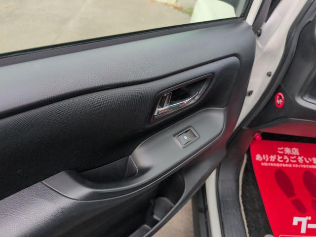 ノア Ｓｉ　ダブルバイビー　４ＷＤ　ＥＴＣ　バックカメラ　ナビ　ＴＶ　オートクルーズコントロール　レーンアシスト　衝突被害軽減システム　両側電動スライドドア　オートマチックハイビーム　ＬＥＤヘッドランプ　スマートキー（36枚目）