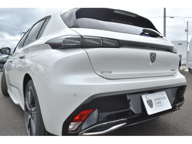 ３０８ ＧＴハイブリッド　純正ナビ　弊社デモカー　禁煙車　ワンオーナー車（4枚目）