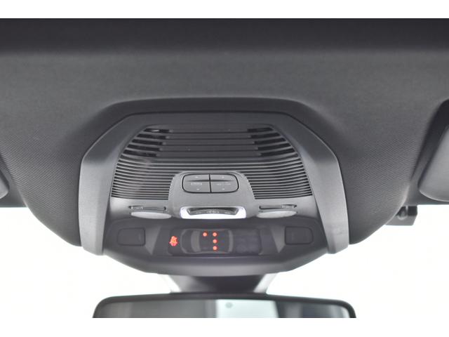 ３００８ ＧＴハイブリッド４　弊社試乗車　ＥＴＣ　パノラミックサンルーフ　ＬＥＤヘッドライト　オートマチックハイビーム　電動リアゲート　シートヒーター　パワーシート　レーンキープアシスト　パーキングアシスト（23枚目）