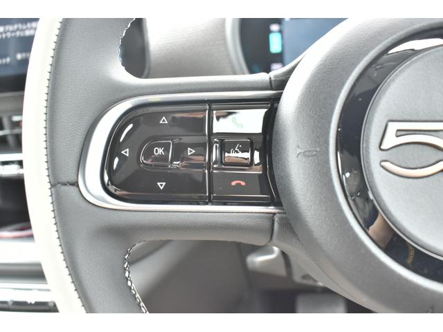 ５００ｅ オープン　弊社試乗車　ＥＴＣ２．０　純正ナビ　ワイヤレススマートフォンチャージャー　シートヒーター　ＬＥＤヘッドライト　オートマチックハイビーム　盗難防止システム　レーンキープアシスト（11枚目）