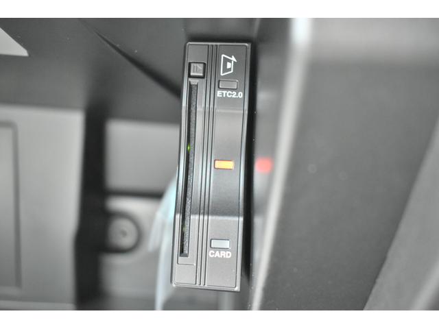５００ｅ オープン　弊社試乗車　ＥＴＣ２．０　純正ナビ　ワイヤレススマートフォンチャージャー　シートヒーター　ＬＥＤヘッドライト　オートマチックハイビーム　盗難防止システム　レーンキープアシスト（16枚目）