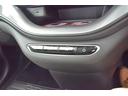 オープン　弊社試乗車　ＥＴＣ２．０　純正ナビ　ワイヤレススマートフォンチャージャー　シートヒーター　ＬＥＤヘッドライト　オートマチックハイビーム　盗難防止システム　レーンキープアシスト（10枚目）