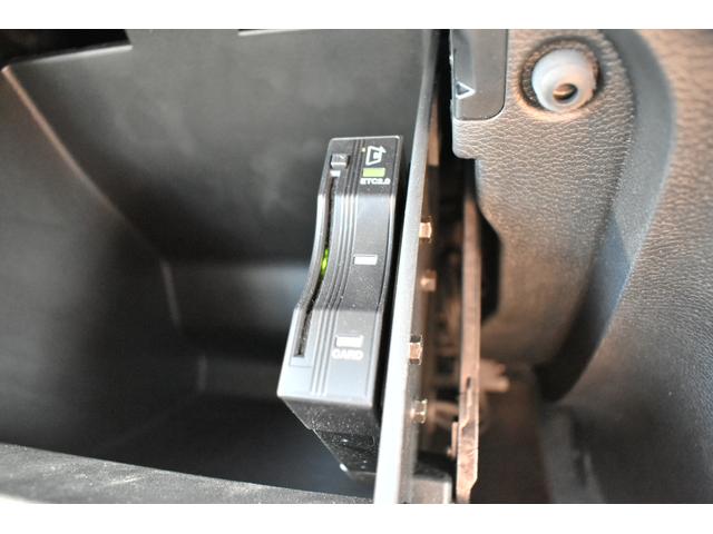 ジープ・ラングラーアンリミテッド ルビコン　パワートップ　特別仕様車　ＥＴＣ２．０　ナビ　フルセグＴＶ　ＬＥＤヘッドライト　レザーシート　シートヒーター　ステアリングヒーター　オートマチックハイビーム　ワンオーナー車　禁煙車（18枚目）