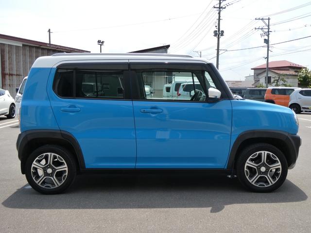 フレアクロスオーバー ＸＳ　４ＷＤ　軽自動車　衝突被害軽減ブレーキ　メモリナビ　ワンセグＴＶ　ＣＤ再生　スマートキー　プッシュスタート　運転席シートヒーター　ＨＩＤヘッドライト　フォグランプ　ＥＴＣ　横滑り防止装置　ミラーヒーター（7枚目）