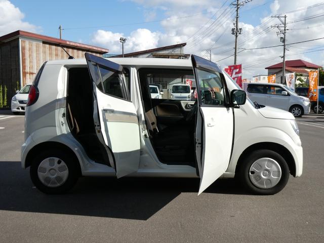 ＭＲワゴン Ｘ　４ＷＤ　軽自動車　純正ＣＤオーディオ　ＵＳＢ　バックカメラ　スマートキー　プッシュスタート　運転席シートヒーター　電動格納ミラー　ミラーヒーターミラーウインカー（8枚目）