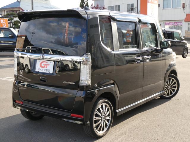Ｎ－ＢＯＸカスタム Ｇ・ターボＡパッケージ　軽自動車　衝突被害軽減ブレーキ　両側パワースライドドア　純正メモリナビ　Ｂｌｕｅｔｏｏｔｈ　バックカメラ　ドラレコ　キーフリー　ＥＴＣ　クルーズコントロール　ＨＩＤライト　ＨＩＤフォグ　横滑り防止装置（2枚目）