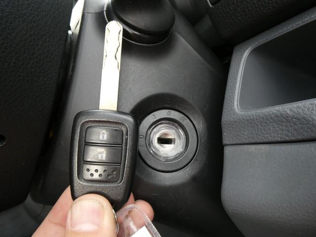 Ｎ－ＶＡＮ Ｇ　４ＷＤ　軽自動車　衝突被害軽減ブレーキ　両側スライドドア　社外ＣＤデッキ　キーレス　ＥＴＣ　レーダークルーズコントロール　アイドリングストップ　横滑り防止装置　ＡＢＳ（17枚目）