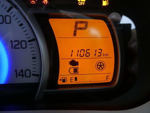 キャロル ＧＳ　４ＷＤ　軽自動車　衝突被害軽減ブレーキ　純正ＣＤ／ラジオ　キーレス　運転席・助手席シートヒーター　フォグランプ　横滑り防止装置　アイドリングストップ　電動格納ミラー　ミラーヒーター（6枚目）