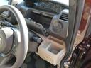 運転席にもドリンクホルダー完備!スマホや小物などもサッと置いておけます♪