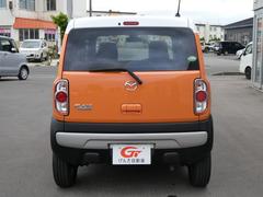 清潔感と高級感を兼ね備えたオレンジツートンの車体色です。掲載情報以外にも気になる点がございましたら、お気軽にお問い合わせください！ 4