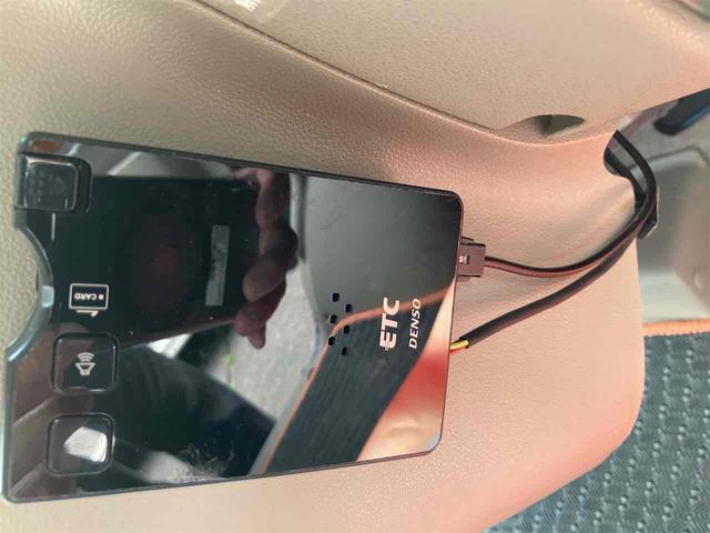 ディアスワゴン ＲＳリミテッド　４ＷＤ　ＥＴＣ　バックカメラ　両側スライド・片側電動　ナビ　ＴＶ　ＨＩＤ　キーレスエントリー　電動格納ミラー　ベンチシート　ターボ　ＡＴ　盗難防止システム　ＡＢＳ　ＣＤ　ＤＶＤ再生　アルミホイール（11枚目）