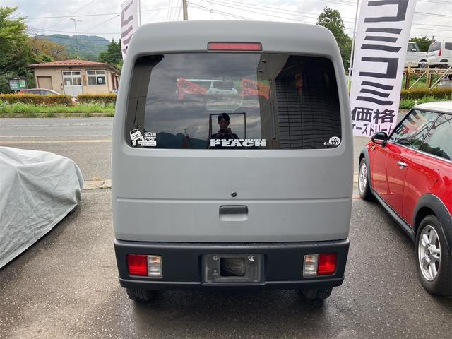 エブリイ ジョインターボ　車検２年付４ＷＤ　両側スライドドア　ナビ　ＴＶ　キーレスエントリー　電動格納ミラー　ターボ　ＡＴ　盗難防止システム　Ｂｌｕｅｔｏｏｔｈ　リフトアップ　カスタム　ペイント　Ｆランプ　Ｒヒーター付き（5枚目）