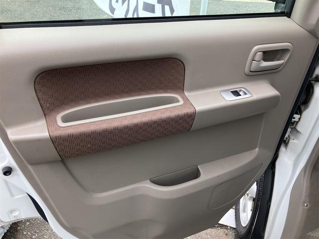 エブリイ ジョインターボ　車検２年付４ＷＤ　両側スライドドア　ナビ　ＴＶ　キーレスエントリー　電動格納ミラー　ターボ　ＡＴ　盗難防止システム　Ｂｌｕｅｔｏｏｔｈ　リフトアップ　カスタム　ペイント　Ｆランプ　Ｒヒーター付き（11枚目）