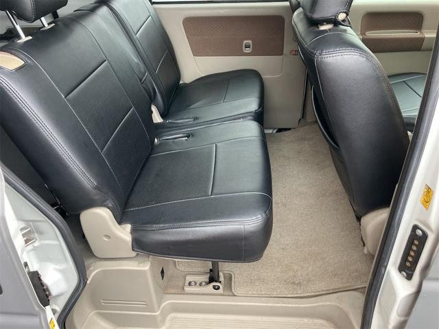 エブリイ ジョインターボ　車検２年付４ＷＤ　両側スライドドア　ナビ　ＴＶ　キーレスエントリー　電動格納ミラー　ターボ　ＡＴ　盗難防止システム　Ｂｌｕｅｔｏｏｔｈ　リフトアップ　カスタム　ペイント　Ｆランプ　Ｒヒーター付き（14枚目）