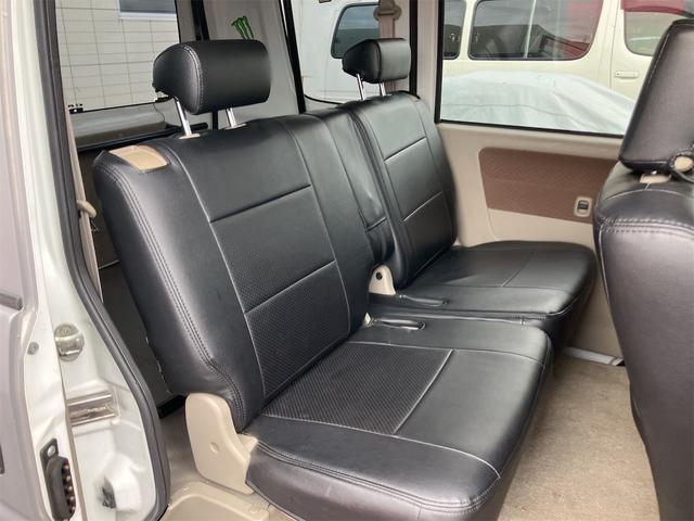 エブリイ ジョインターボ　車検２年付４ＷＤ　両側スライドドア　ナビ　ＴＶ　キーレスエントリー　電動格納ミラー　ターボ　ＡＴ　盗難防止システム　Ｂｌｕｅｔｏｏｔｈ　リフトアップ　カスタム　ペイント　Ｆランプ　Ｒヒーター付き（15枚目）