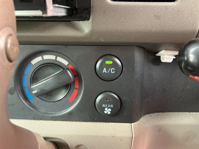 エブリイ ジョインターボ　車検２年付４ＷＤ　両側スライドドア　ナビ　ＴＶ　キーレスエントリー　電動格納ミラー　ターボ　ＡＴ　盗難防止システム　Ｂｌｕｅｔｏｏｔｈ　リフトアップ　カスタム　ペイント　Ｆランプ　Ｒヒーター付き（32枚目）