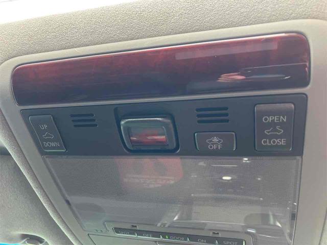 ＬＳ ＬＳ６００ｈＬ　車検２年付　４ＷＤ　ＥＴＣ　クリアランスソナー　オートクルーズコントロール　衝突被害軽減システム　バックカメラ　ナビ　アルミホイール　オートライト　ＬＥＤヘッドランプ　サンルーフ　シートエアコン（8枚目）