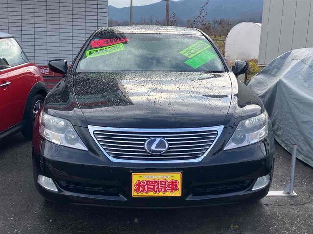 ＬＳ ＬＳ６００ｈＬ　車検２年付　４ＷＤ　ＥＴＣ　クリアランスソナー　オートクルーズコントロール　衝突被害軽減システム　バックカメラ　ナビ　アルミホイール　オートライト　ＬＥＤヘッドランプ　サンルーフ　シートエアコン（15枚目）