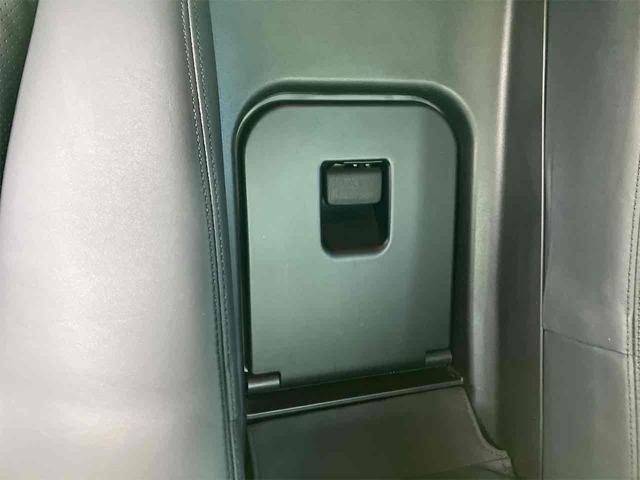 ＬＳ ＬＳ６００ｈＬ　車検２年付　４ＷＤ　ＥＴＣ　クリアランスソナー　オートクルーズコントロール　衝突被害軽減システム　バックカメラ　ナビ　アルミホイール　オートライト　ＬＥＤヘッドランプ　サンルーフ　シートエアコン（34枚目）