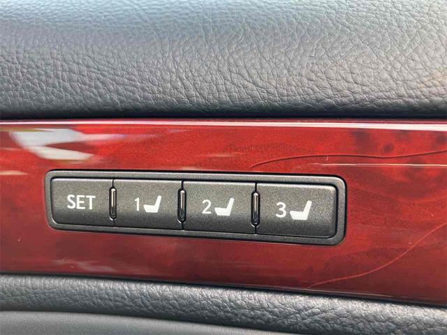 ＬＳ ＬＳ６００ｈＬ　車検２年付　４ＷＤ　ＥＴＣ　クリアランスソナー　オートクルーズコントロール　衝突被害軽減システム　バックカメラ　ナビ　アルミホイール　オートライト　ＬＥＤヘッドランプ　サンルーフ　シートエアコン（44枚目）