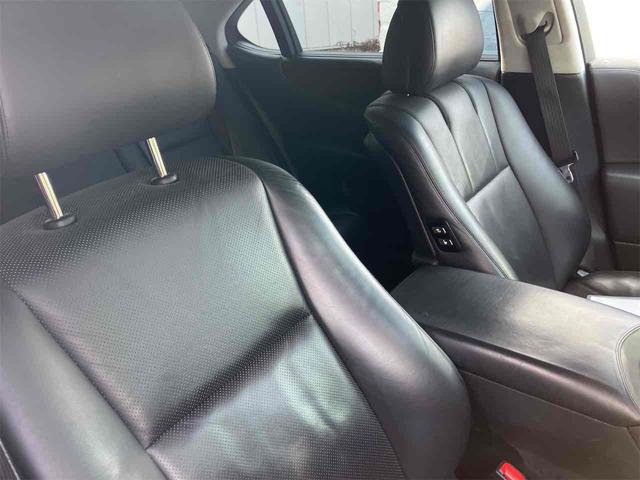 ＬＳ ＬＳ６００ｈＬ　車検２年付　４ＷＤ　ＥＴＣ　クリアランスソナー　オートクルーズコントロール　衝突被害軽減システム　バックカメラ　ナビ　アルミホイール　オートライト　ＬＥＤヘッドランプ　サンルーフ　シートエアコン（46枚目）