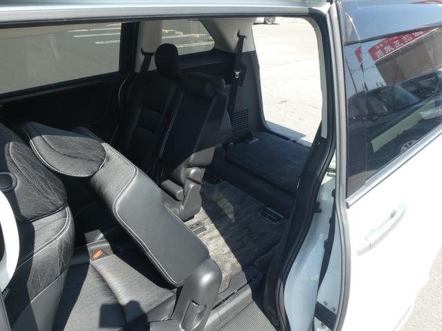 オデッセイ アブソルート・ＥＸアドバンス　ガソリン　４ＷＤ　８人乗り　ホンダセンシング　ナビ　ルーフモニター　両側電動スライド（19枚目）