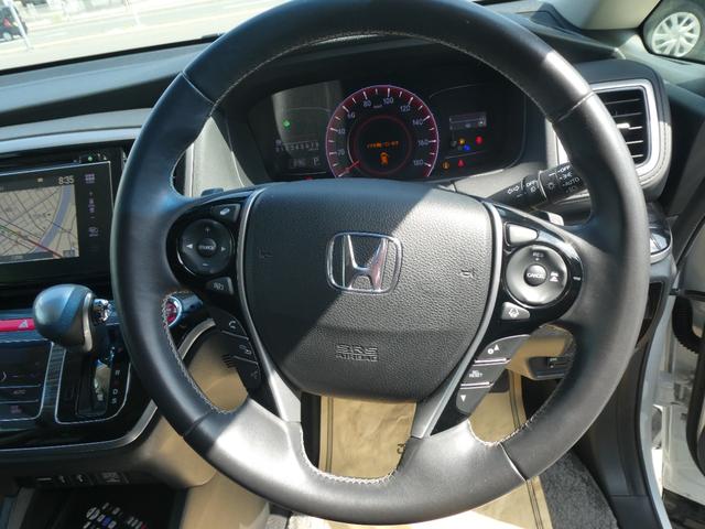 オデッセイ アブソルート・ＥＸアドバンス　ガソリン　４ＷＤ　８人乗り　ホンダセンシング　ナビ　ルーフモニター　両側電動スライド（24枚目）