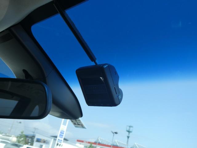 オデッセイ アブソルート・ＥＸアドバンス　ガソリン　４ＷＤ　８人乗り　ホンダセンシング　ナビ　ルーフモニター　両側電動スライド（31枚目）