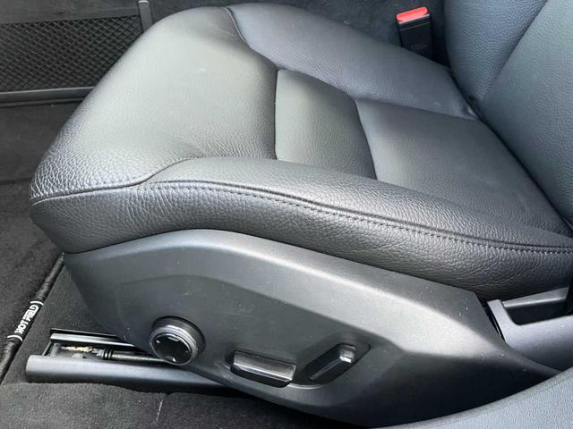 Ｖ９０ Ｔ５　モメンタム　メーカーナビ／フルセグＴＶ／全方位カメラ／レザーシート／パワーシート／パワーバックドア／衝突軽減ブレーキ／シートヒーター／フロントフォグランプ／リヤフォグランプ／ＥＴＣ／（32枚目）