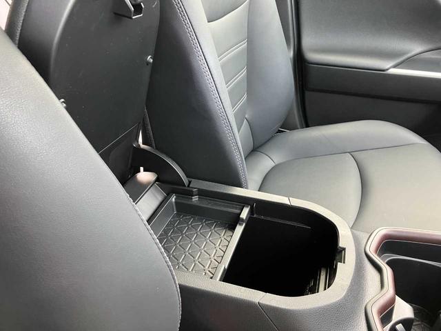 ＲＡＶ４ Ｇ　ワンオーナー　寒冷地仕様　全方位モニター　シートヒーター　ステアリングヒーター　パワーシート　ＥＴＣ　ステアリングリモコン　クルコン　軽減ブレーキ　ＢＳＭ　ドラレコ前後　パワーバックドア（38枚目）