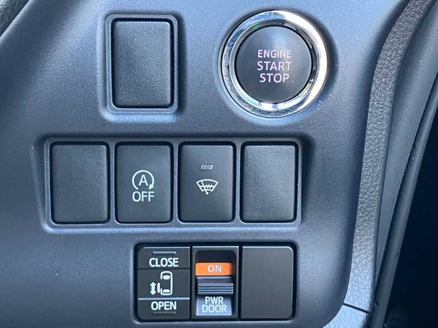 ヴォクシー ＺＳ　４ＷＤ／アルパインナビ／フルセグＴＶ／バックカメラ／Ｂｌｕｅｔｏｏｔｈ／アルパインフリップダウンモニター／両側スライド／片側電動スライドドア／ＬＥＤヘッドライト／フォグランプ／ＥＴＣ／横滑り防止／（8枚目）