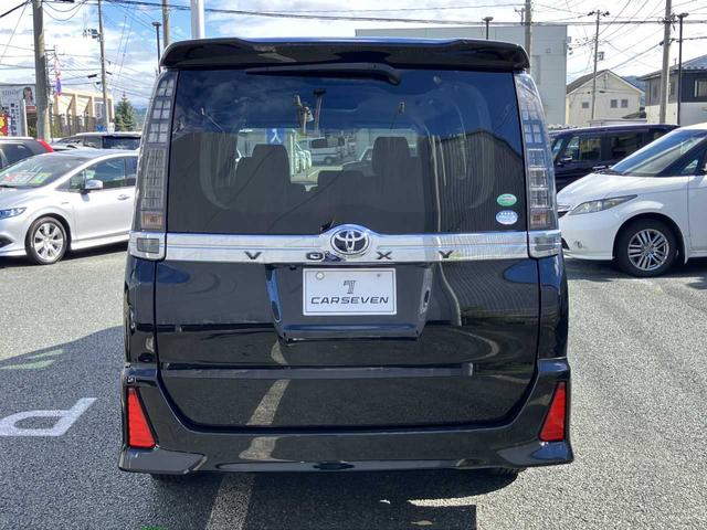 ヴォクシー ＺＳ　４ＷＤ／アルパインナビ／フルセグＴＶ／バックカメラ／Ｂｌｕｅｔｏｏｔｈ／アルパインフリップダウンモニター／両側スライド／片側電動スライドドア／ＬＥＤヘッドライト／フォグランプ／ＥＴＣ／横滑り防止／（16枚目）