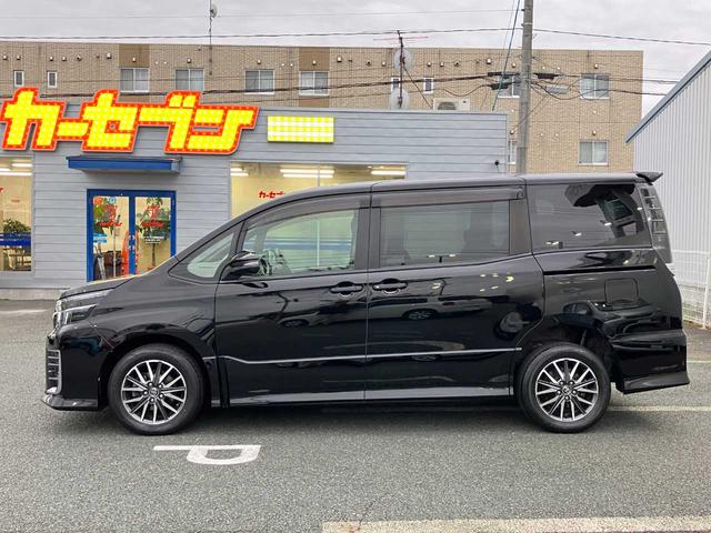 ヴォクシー ＺＳ　４ＷＤ／アルパインナビ／フルセグＴＶ／バックカメラ／Ｂｌｕｅｔｏｏｔｈ／アルパインフリップダウンモニター／両側スライド／片側電動スライドドア／ＬＥＤヘッドライト／フォグランプ／ＥＴＣ／横滑り防止／（18枚目）