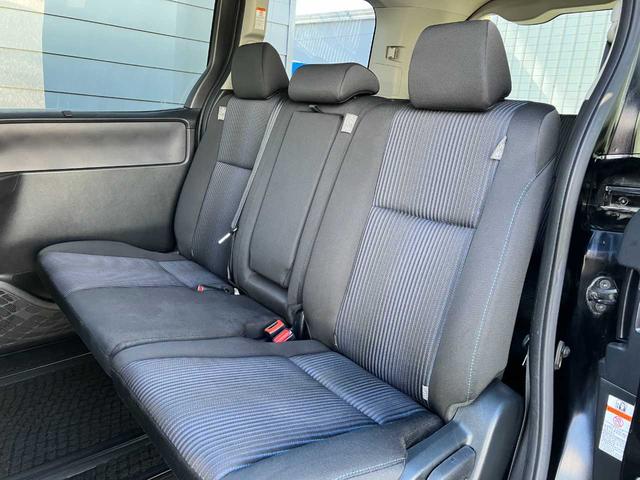 ヴォクシー ＺＳ　４ＷＤ／アルパインナビ／フルセグＴＶ／バックカメラ／Ｂｌｕｅｔｏｏｔｈ／アルパインフリップダウンモニター／両側スライド／片側電動スライドドア／ＬＥＤヘッドライト／フォグランプ／ＥＴＣ／横滑り防止／（30枚目）