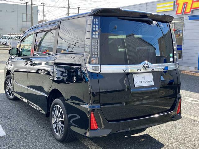 ヴォクシー ＺＳ　４ＷＤ／アルパインナビ／フルセグＴＶ／バックカメラ／Ｂｌｕｅｔｏｏｔｈ／アルパインフリップダウンモニター／両側スライド／片側電動スライドドア／ＬＥＤヘッドライト／フォグランプ／ＥＴＣ／横滑り防止／（41枚目）