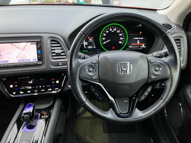 ヴェゼル ハイブリッドＸ・ホンダセンシング　ワンオーナー／４ＷＤ／衝突軽減ブレーキ／純正ナビ／フルセグＴＶ／バックカメラ／クルーズコントロール／パドルシフト／ＥＴＣ／車線逸脱／純正オプショングリル／シートヒーター／（26枚目）