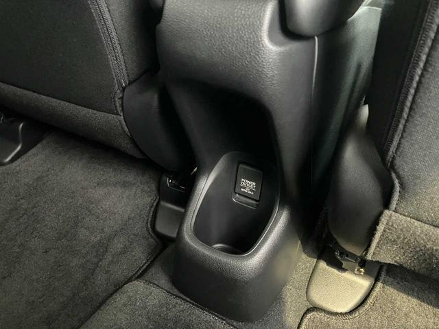 ヴェゼル ハイブリッドＸ・ホンダセンシング　ワンオーナー／４ＷＤ／衝突軽減ブレーキ／純正ナビ／フルセグＴＶ／バックカメラ／クルーズコントロール／パドルシフト／ＥＴＣ／車線逸脱／純正オプショングリル／シートヒーター／（37枚目）