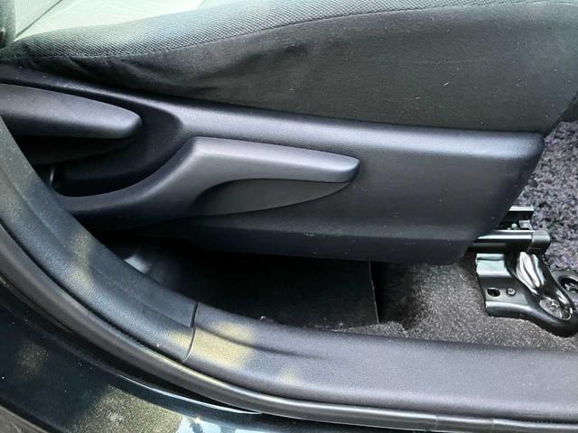 アクア S 車検令和9年5月/純正ナビ/TV/バックカメラ/プッシュ式エンジンスタート/ETC/スペアキー/(32枚目)