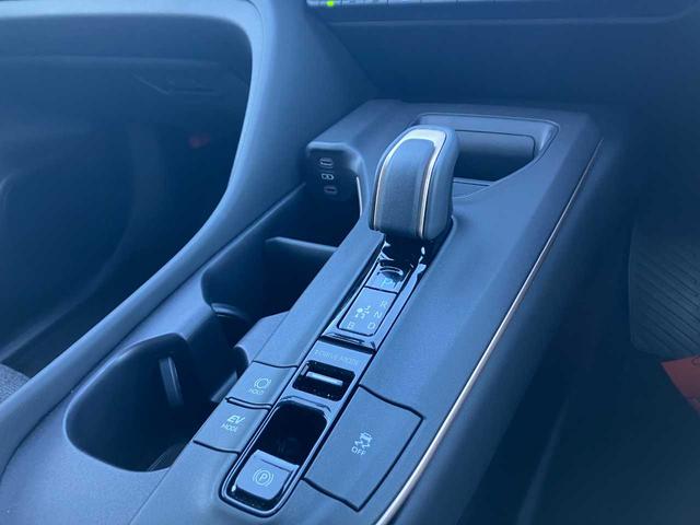 クラウンクロスオーバー G モデリスタフロントスポイラー サイド・リアスカート カラードフェンダー ワンオーナー バックカメラ ETC 軽減ブレーキ フルセグTV ドラレコ前後 AC100V・1500W給電(34枚目)