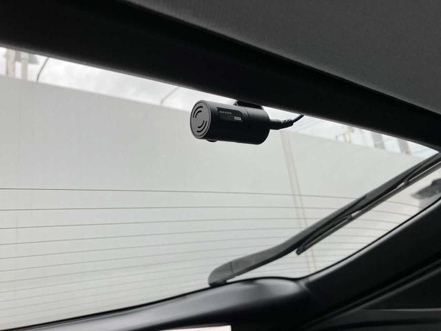 プリウス Ｓセーフティプラス　４ＷＤ寒冷地仕様　フロントフォグ／リヤフォグ／ナビ／ＴＶ／バックカメラ／ドライブレコーダー前後／クルーズコントロール／ＥＴＣ／フロントガラス熱線／オートライト／シンプルインテリジェントパーキングアシスト／全塗装（29枚目）