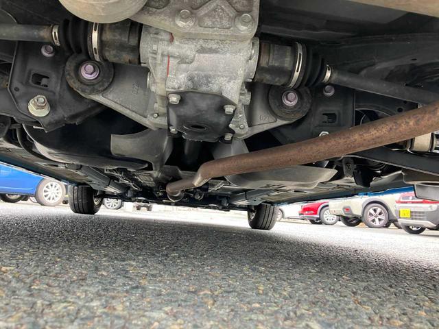 ヤリス Ｇ　４ＷＤ　ワンオーナー　全方位モニター　ＬＥＤライト　オートライト・ハイビーム　軽減ブレーキ　ドライブレコーダー前後　ステリモ　クルコン　２０２５年製夏タイヤ　フロントガラス熱線（14枚目）