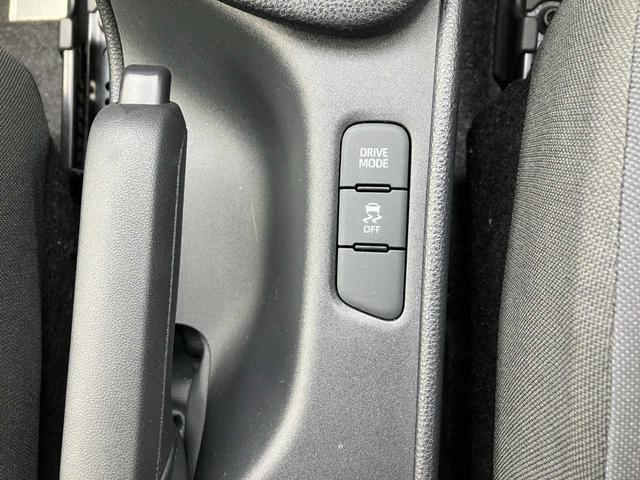 ヤリス Ｇ　４ＷＤ　ワンオーナー　全方位モニター　ＬＥＤライト　オートライト・ハイビーム　軽減ブレーキ　ドライブレコーダー前後　ステリモ　クルコン　２０２５年製夏タイヤ　フロントガラス熱線（26枚目）