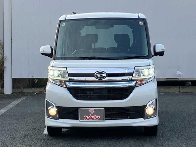 タント カスタムＲＳ　４ＷＤ　両側パワースライドドア　ナビ＆ＴＶ　ＥＴＣ　エンスタ（9枚目）