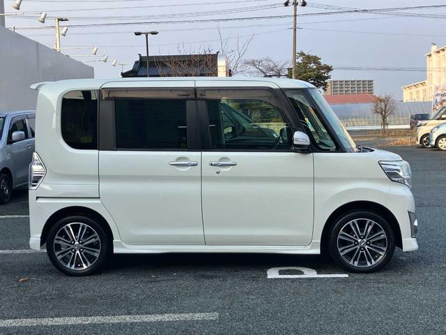 タント カスタムＲＳ　４ＷＤ　両側パワースライドドア　ナビ＆ＴＶ　ＥＴＣ　エンスタ（15枚目）